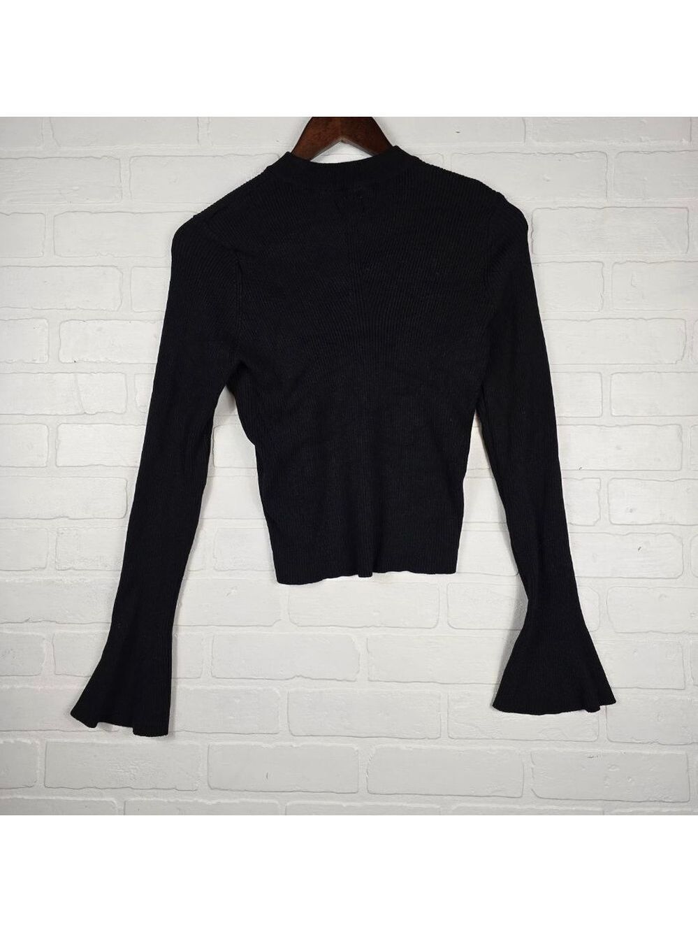 Future Collective Ribbed Sweater Size Medium - Picture 2 of 2
